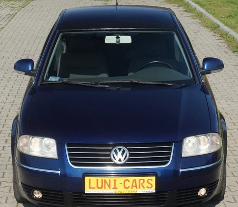 Volkswagen Passat cena 9000 przebieg: 240000, rok produkcji 2006 z Józefów małe 704